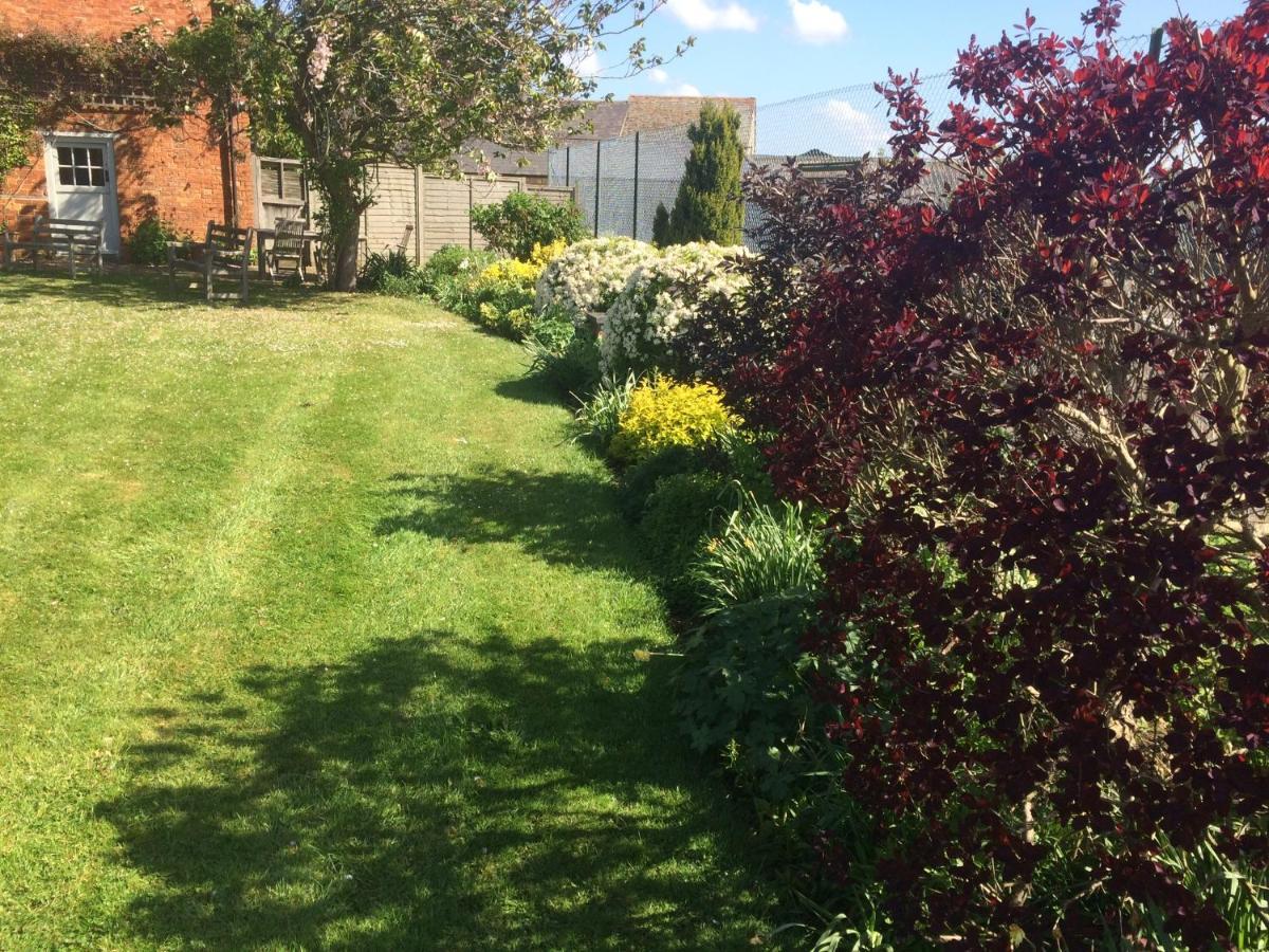 Mill Farm Bed & Breakfast Milton Keynes Dış mekan fotoğraf